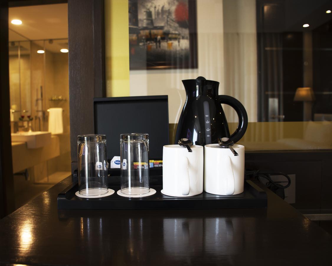 Inde Hotel Chattarpur Ню Делхи Екстериор снимка